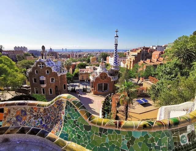Barcelona Flüge mit SkyExplorer