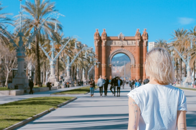 Barcelona Flüge mit SkyExplorer