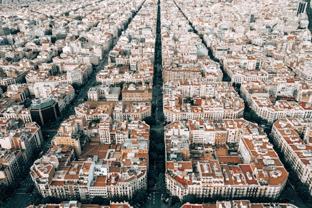 Barcelona Flüge mit SkyExplorer