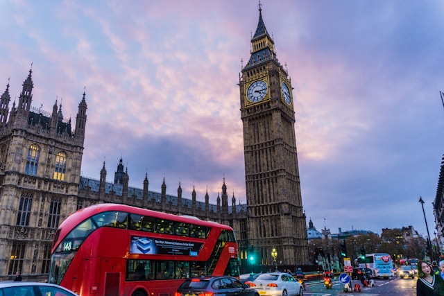 London Flüge mit SkyExplorer